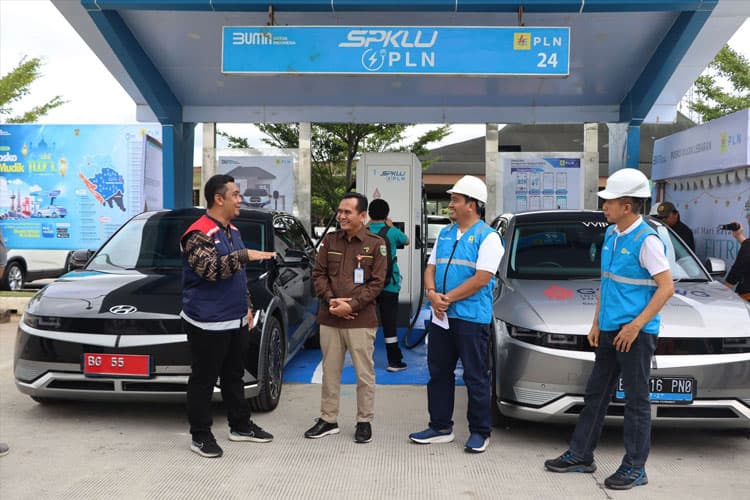 Mudik Lebaran 2025, Daftar Stasiun Pengisian Baterai Mobil Listrik di Jalan Tol Trans Sumatra
